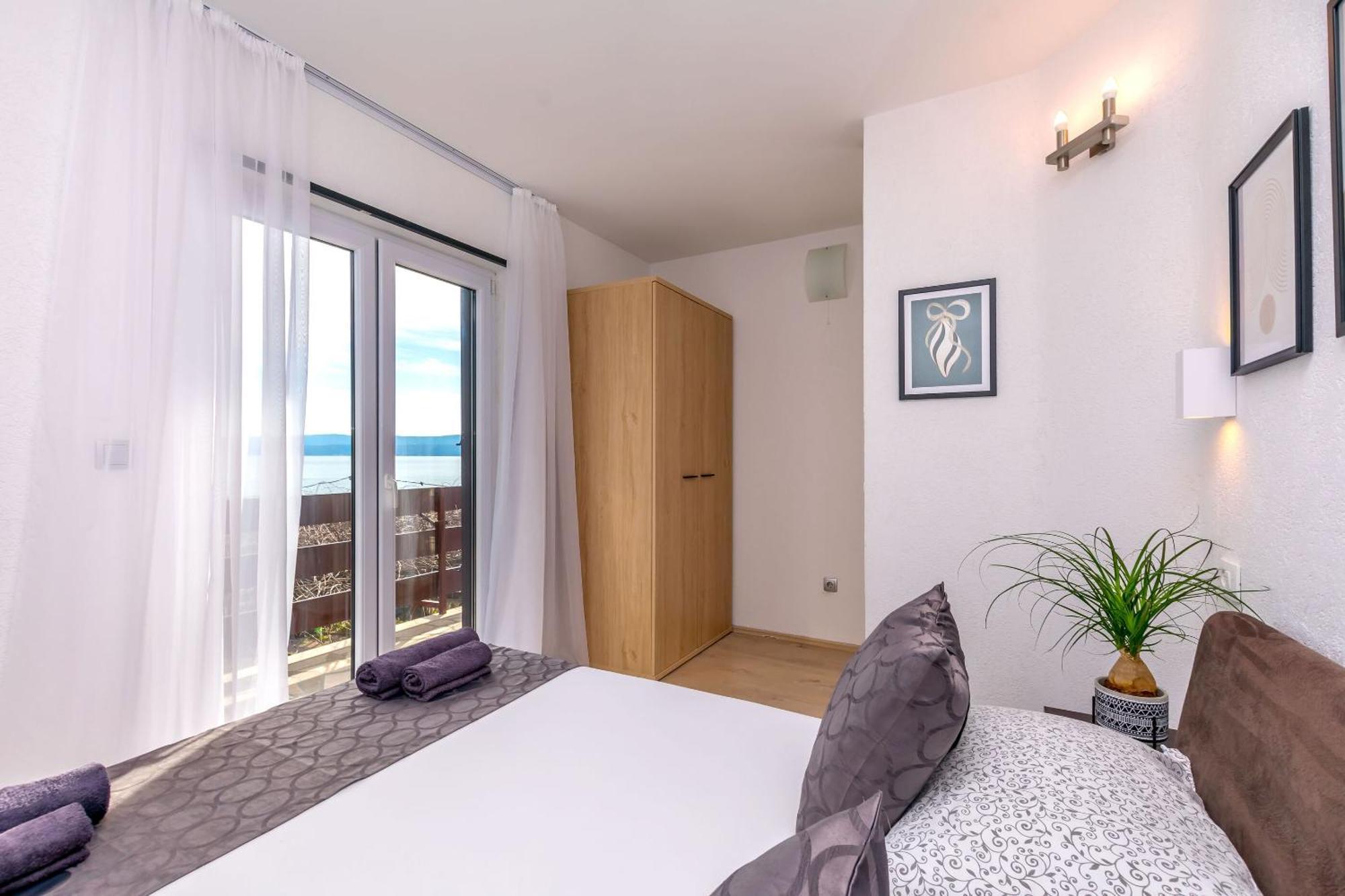 Duće Apartments Mladen מראה חיצוני תמונה