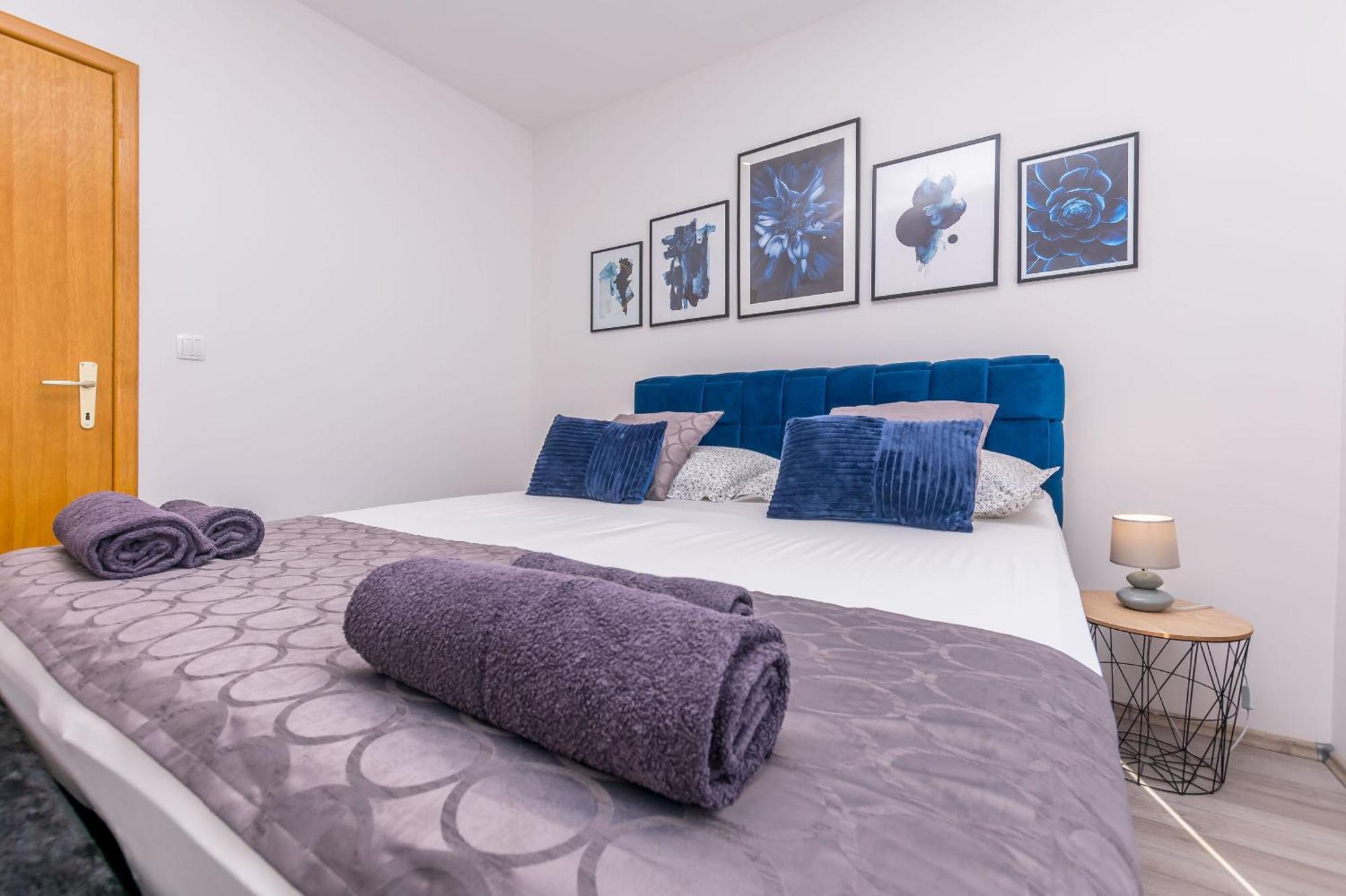 Duće Apartments Mladen מראה חיצוני תמונה