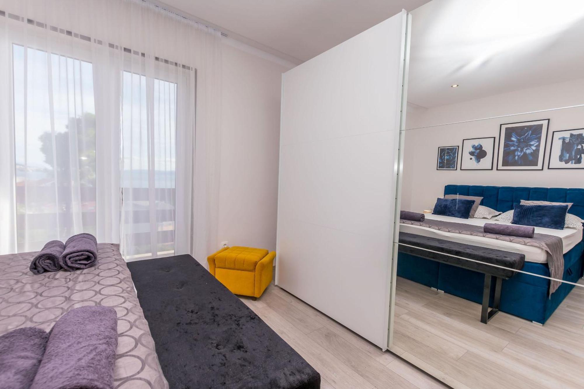 Duće Apartments Mladen מראה חיצוני תמונה