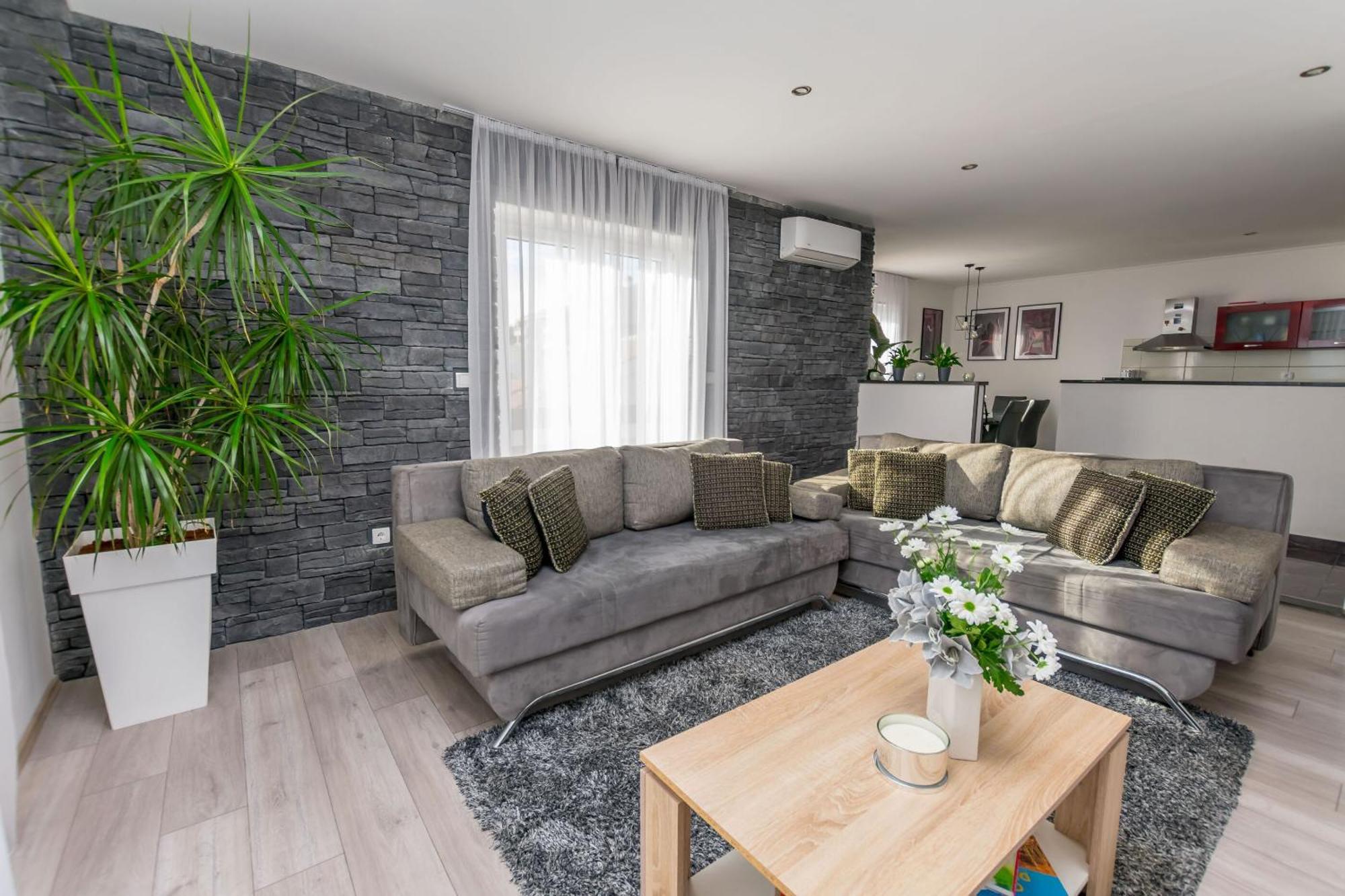 Duće Apartments Mladen מראה חיצוני תמונה