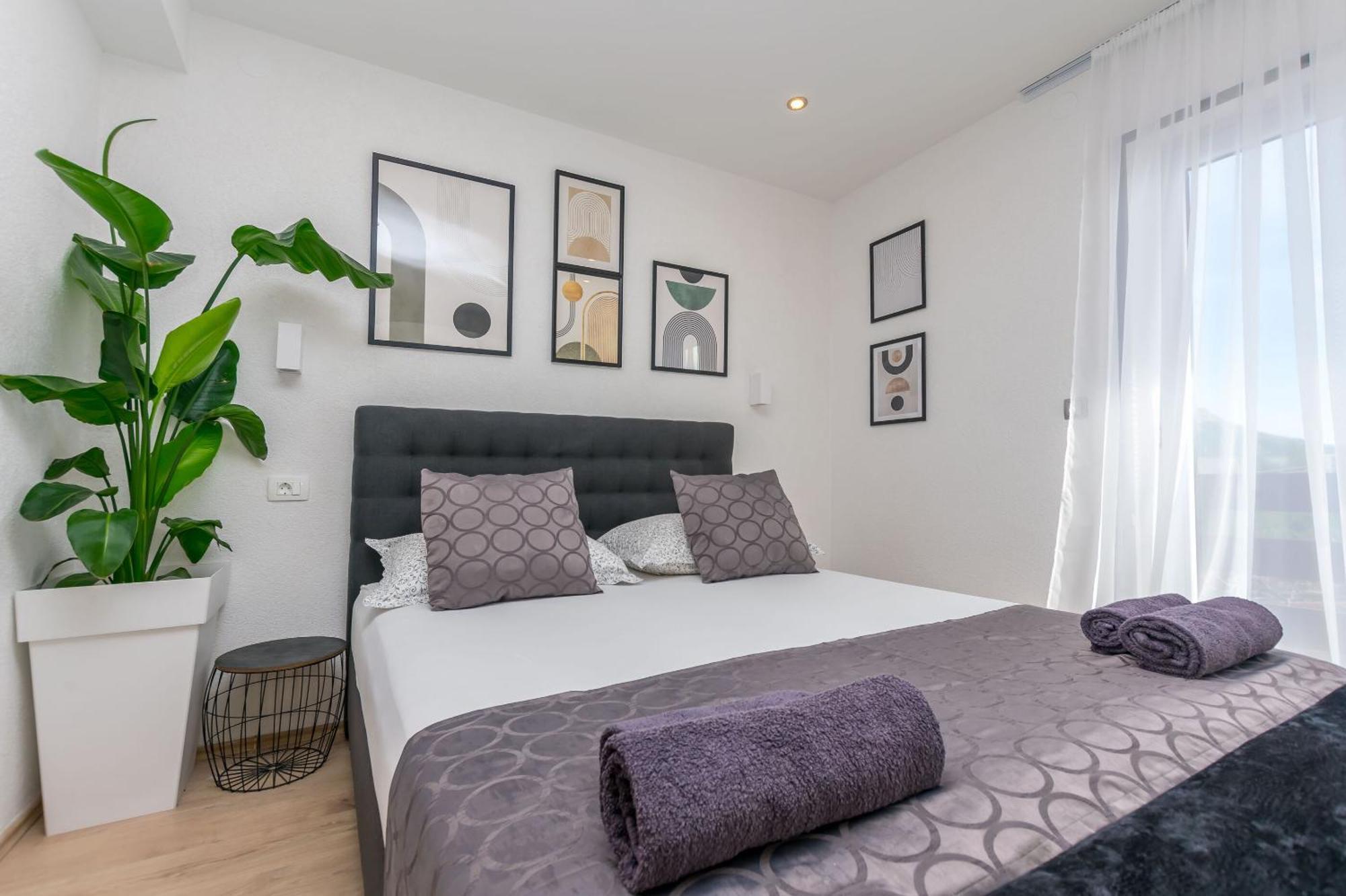Duće Apartments Mladen מראה חיצוני תמונה